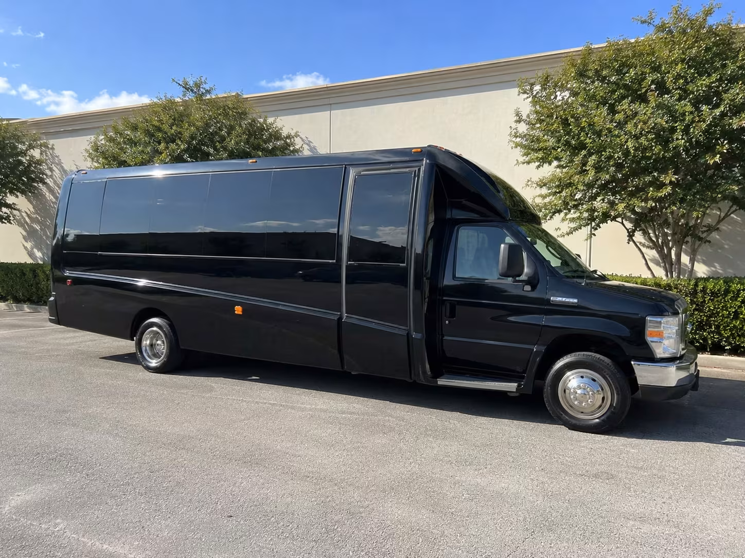 lawrence party buses for bachelorette parties and rehearsal dinners